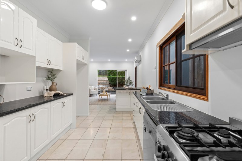 Photo - 103 Stephen Street, Camp Hill QLD 4152 - Image 3
