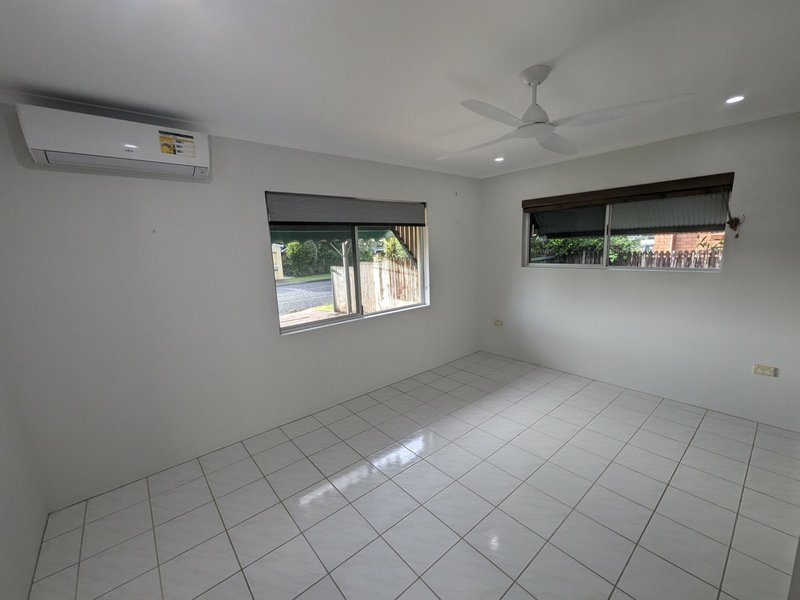Photo - 103 Sydney Street, Bayview Heights QLD 4868 - Image 5