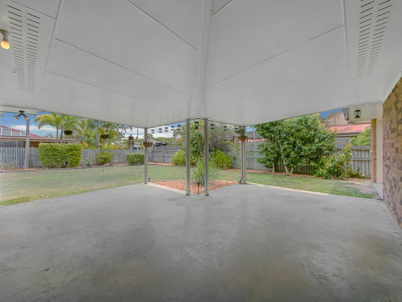 Photo - 103 The Oaks Road, Tannum Sands QLD 4680 - Image 13