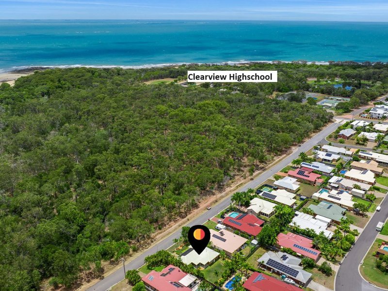 Photo - 103 The Oaks Road, Tannum Sands QLD 4680 - Image 17