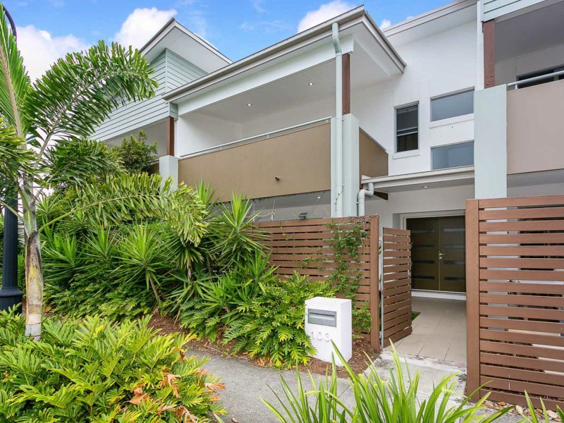 103 Tours Way, Burleigh Waters QLD 4220