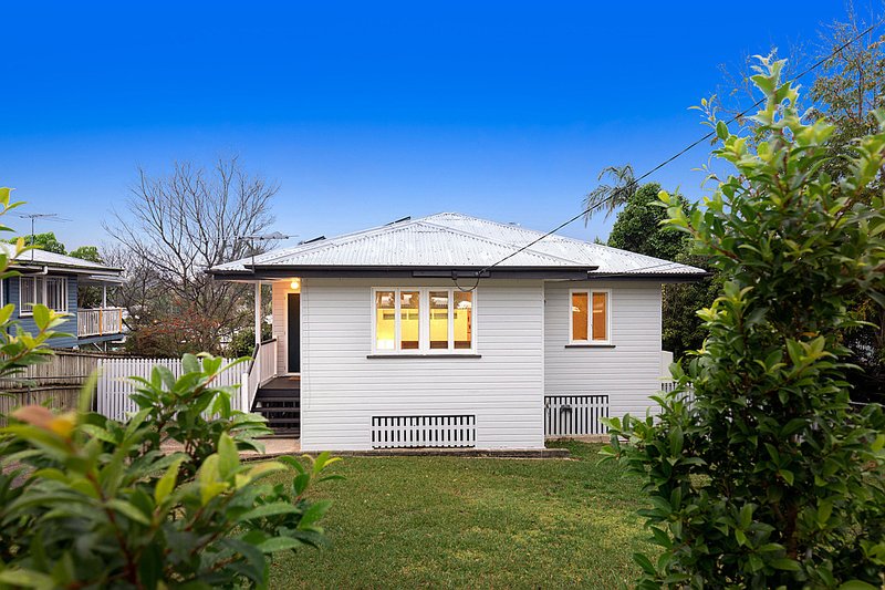 Photo - 103 Trouts Road, Everton Park QLD 4053 - Image 2