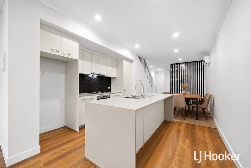 Photo - 103 Waterhaven Boulevard, Point Cook VIC 3030 - Image 3