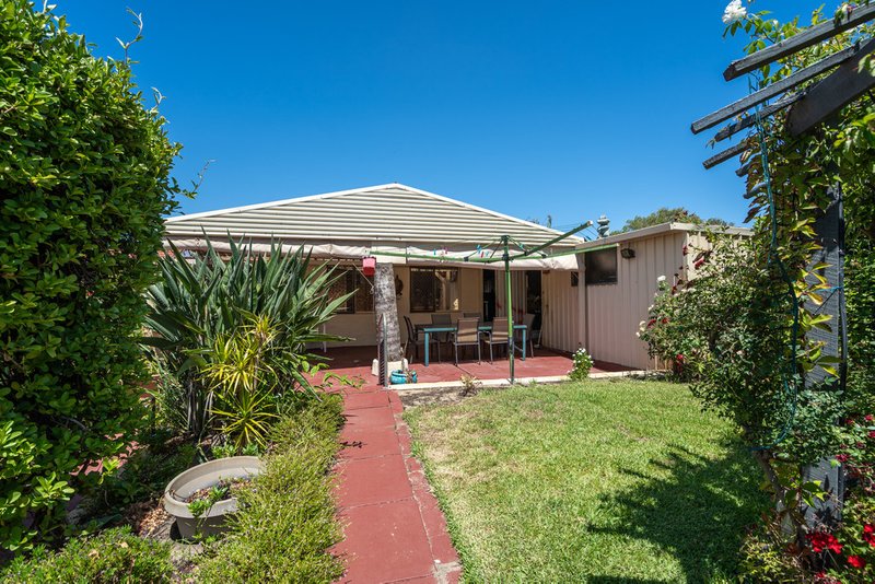 Photo - 103 Wilfred Road, Thornlie WA 6108 - Image 20