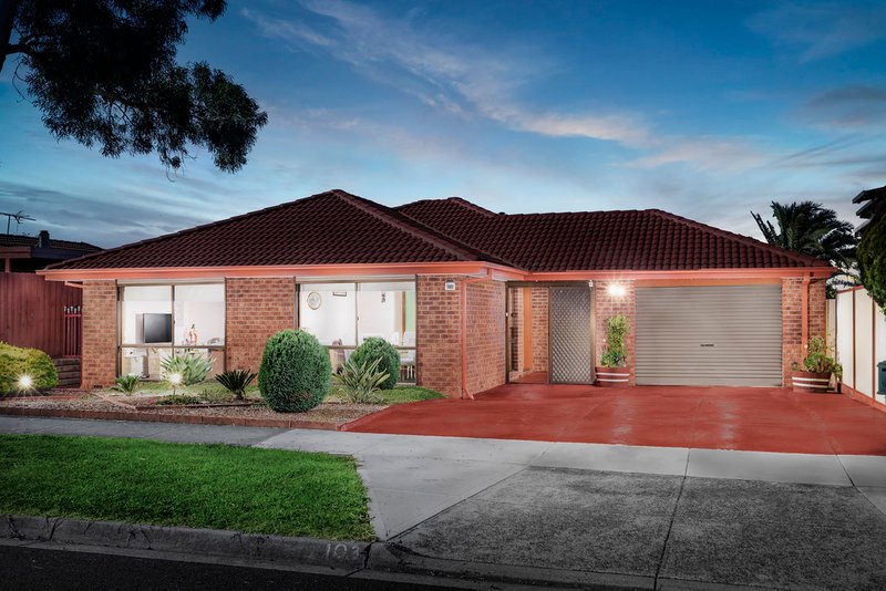 103 Woolnough Drive, Mill Park VIC 3082