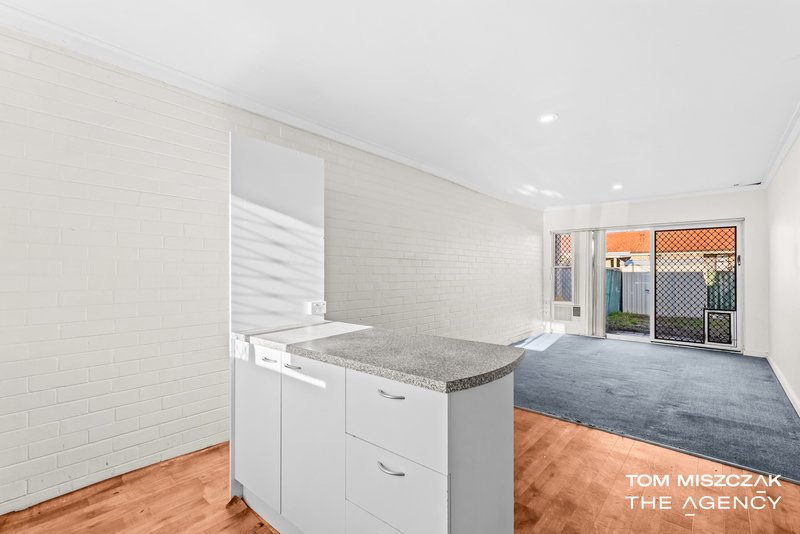Photo - 10/307 Wharf Street, Queens Park WA 6107 - Image 2