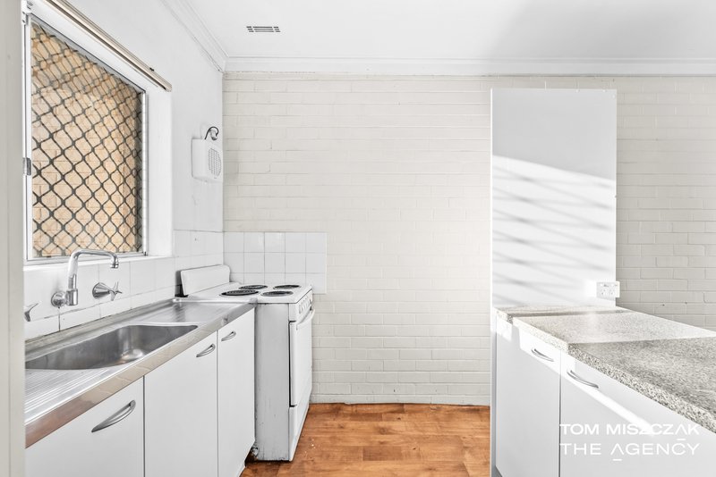 Photo - 10/307 Wharf Street, Queens Park WA 6107 - Image 7