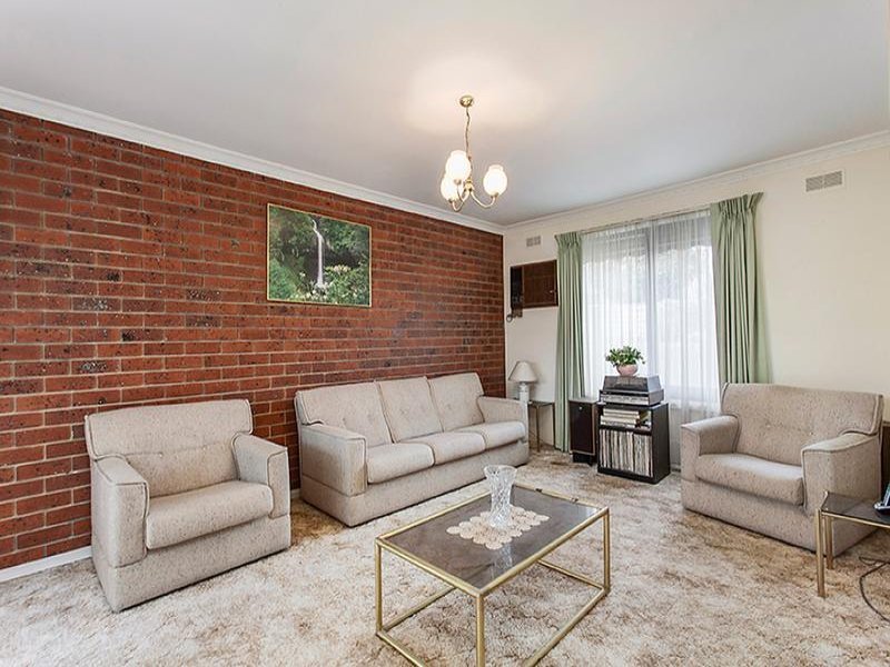 Photo - 10/31-33 Deutgam Street, Werribee VIC 3030 - Image 4