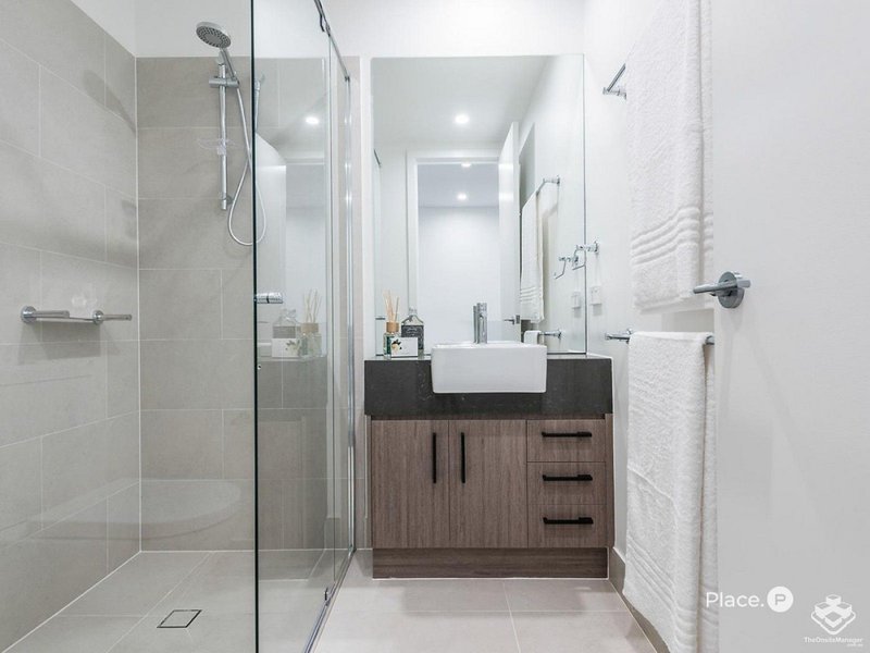 Photo - 10/31 Murarrie Road, Murarrie QLD 4172 - Image 9