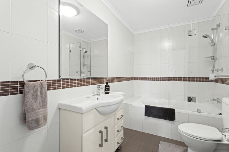 Photo - 103/10 Refractory Court, Merrylands NSW 2160 - Image 5