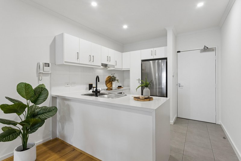 Photo - 103/102 Elder Drive, Mawson Lakes SA 5095 - Image 6