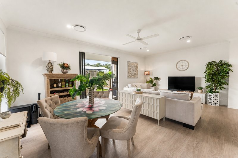 Photo - 103/1044 Hamilton Road, Mcdowall QLD 4053 - Image 3