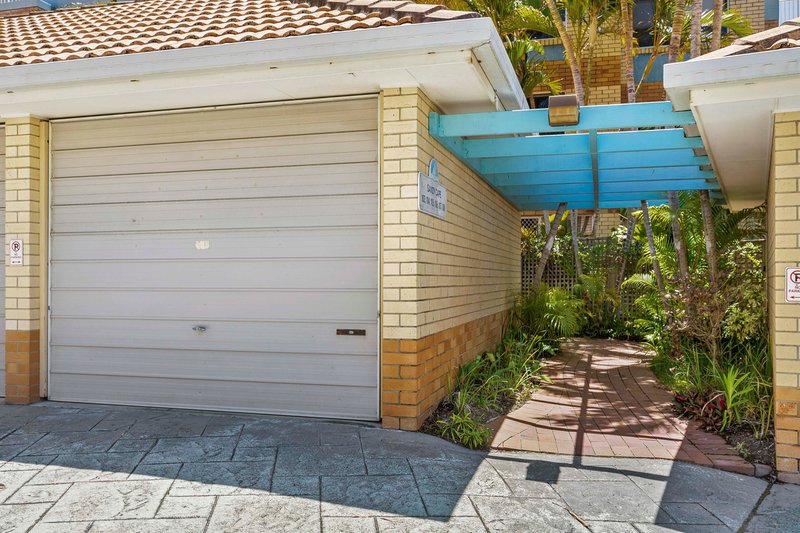 Photo - 103/17 Buccaneer Drive, Urangan QLD 4655 - Image 16