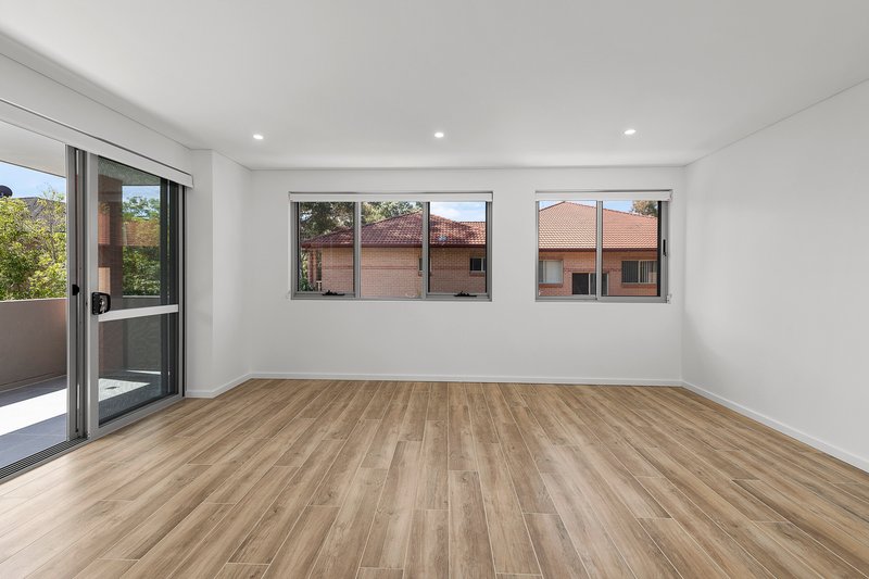 Photo - 103/19-23 Bembridge Street, Carlton NSW 2218 - Image 2