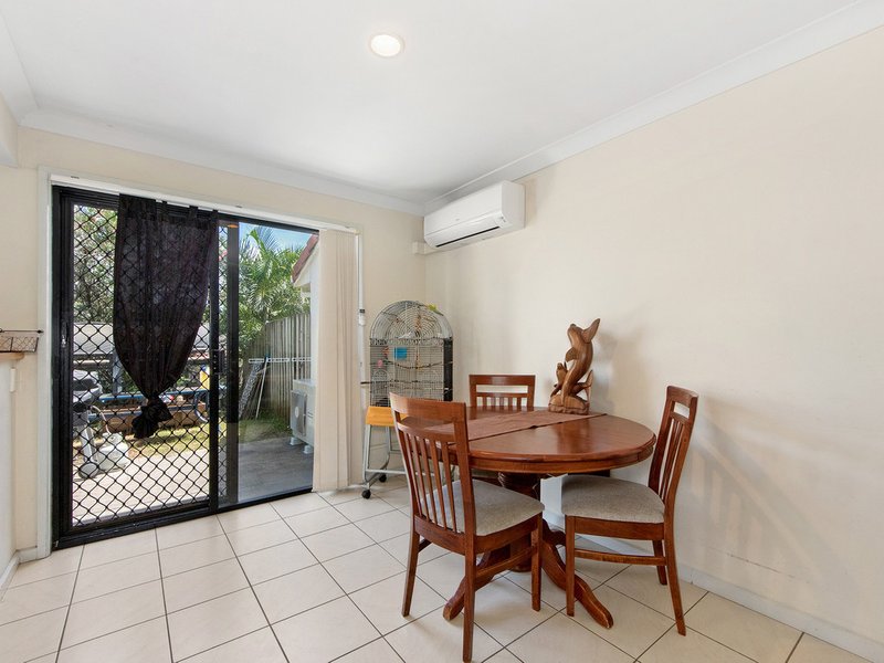 Photo - 103/2 Gentian Drive, Arundel QLD 4214 - Image 5