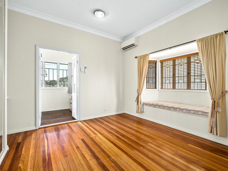 Photo - 1032 Logan Road, Holland Park QLD 4121 - Image 2