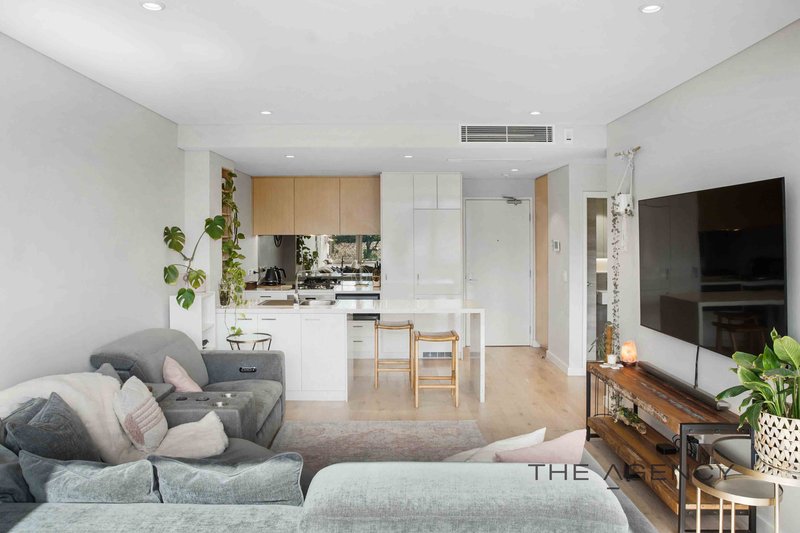 Photo - 103/20a Henley Street, Como WA 6152 - Image 1