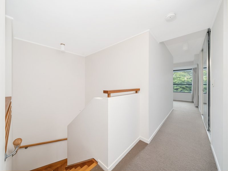 Photo - 103/25-33 Dix Street, Redcliffe QLD 4020 - Image 8