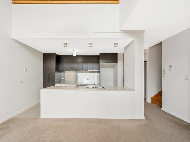 Photo - 103/25-33 Dix Street, Redcliffe QLD 4020 - Image 16