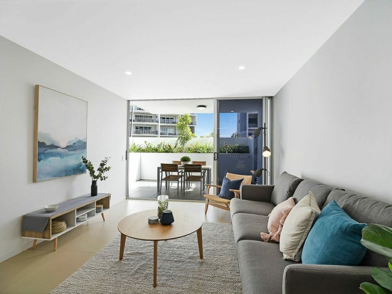 Photo - 103/29 Canberra Terrace, Kings Beach QLD 4551 - Image 4