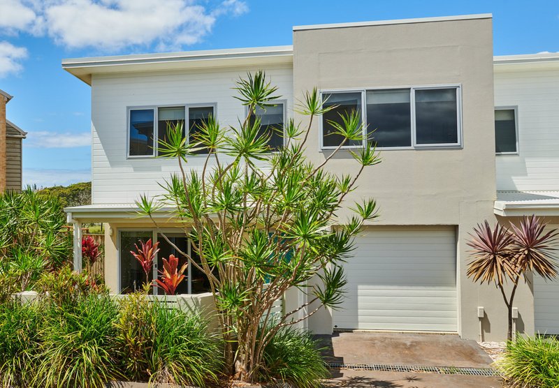 Photo - 10/33-37 Emerald Drive, Diamond Beach NSW 2430 - Image 5