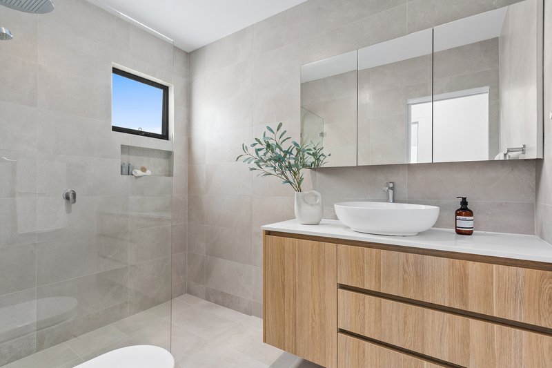 Photo - 10/33 Rawlinson Avenue, Wollongong NSW 2500 - Image 2