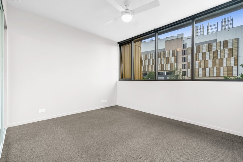 Photo - 103/31 Peter Doherty Street, Dutton Park QLD 4102 - Image 11