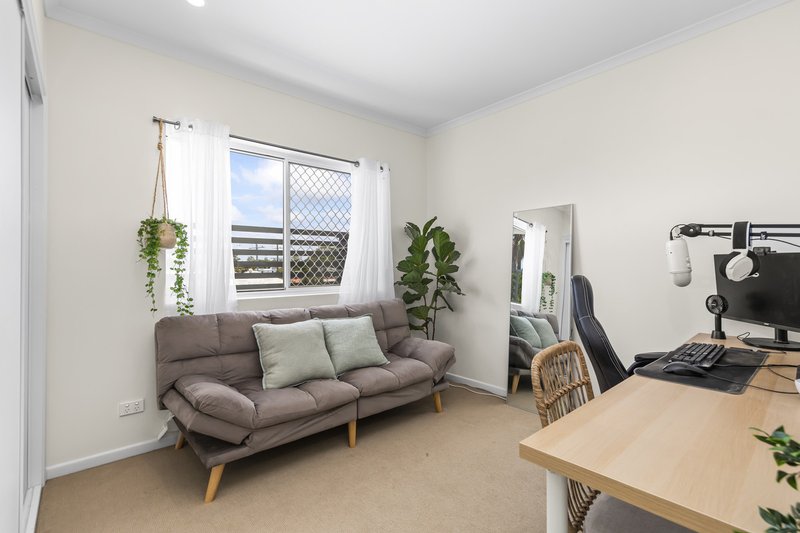 Photo - 10/34 Emsworth Street, Wynnum QLD 4178 - Image 14