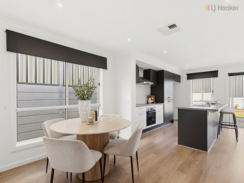 Photo - 10/35 Sturt Lane, Onkaparinga Heights SA 5163 - Image 8