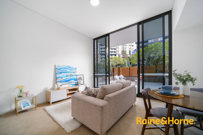 Photo - 103/55 Hill Road, Wentworth Point NSW 2127 - Image 1