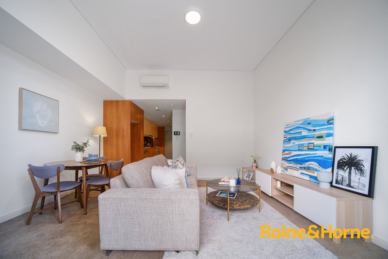 Photo - 103/55 Hill Road, Wentworth Point NSW 2127 - Image 2