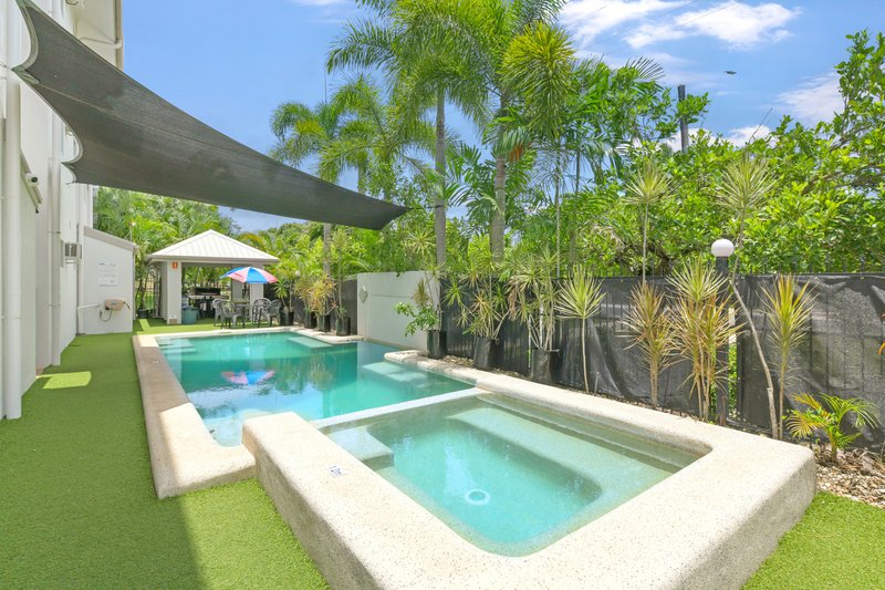 Photo - 10/37-39 Digger Street, Cairns North QLD 4870 - Image 12