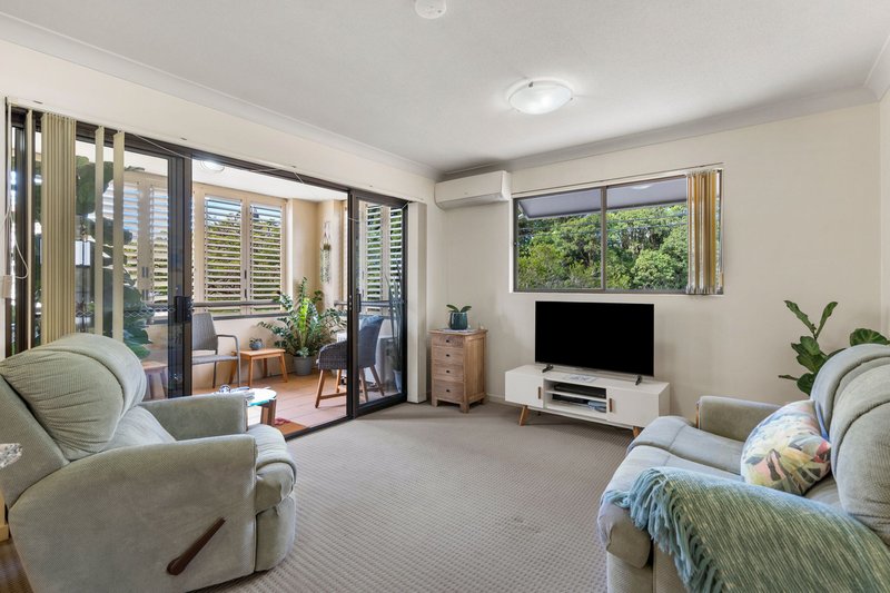 Photo - 10/37 Dixon Street, Coolangatta QLD 4225 - Image 2