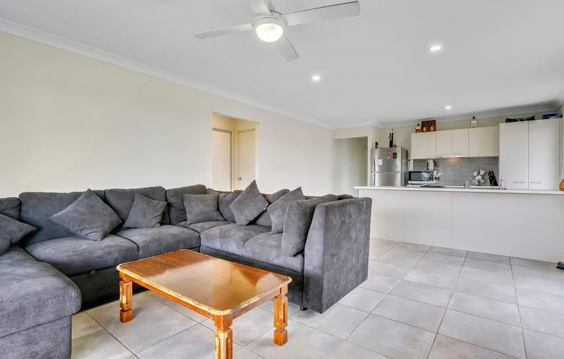 Photo - 1037 Samford Road, Leichhardt QLD 4305 - Image 4