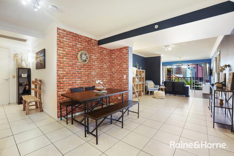 Photo - 1037/23 Ferny Ave , Surfers Paradise QLD 4217 - Image 4