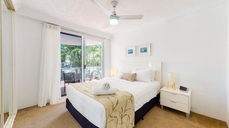 Photo - 103/8-10 Philip Avenue, Broadbeach QLD 4218 - Image 9