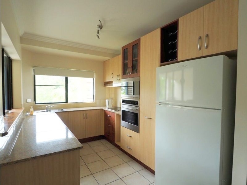 Photo - 10/38-40 Digger Street, Cairns North QLD 4870 - Image 2