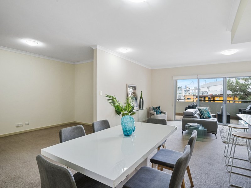 Photo - 10/38 Fielder Street, East Perth WA 6004 - Image 7