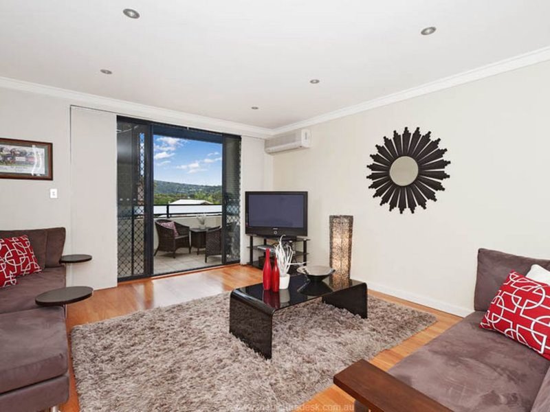 Photo - 10/39 Lagoon Street, Narrabeen NSW 2101 - Image 2