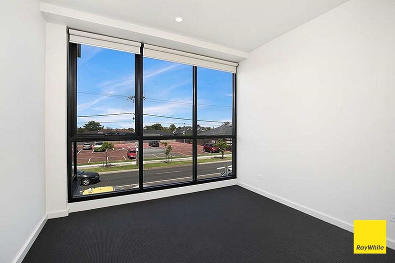 Photo - 103D/23-25 Cumberland Road, Pascoe Vale South VIC 3044 - Image 4