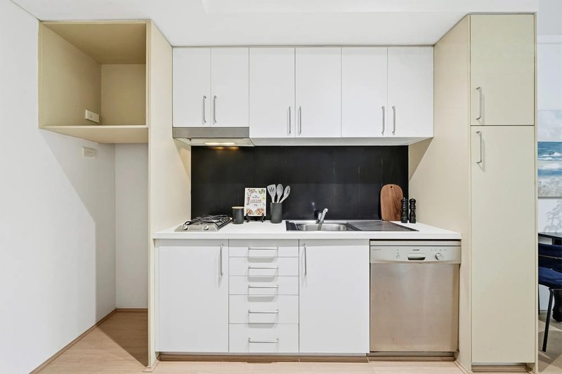 Photo - 103W/138 Carillon Avenue, Newtown NSW 2042 - Image 4