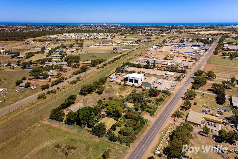 Photo - 104 & 110 Edward Road, Utakarra WA 6530 - Image 33