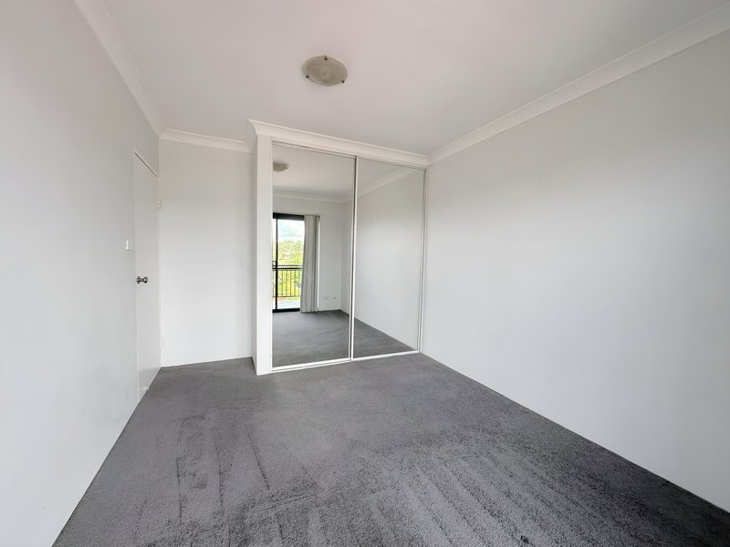 Photo - 10/4-6 Clifton Street, Blacktown NSW 2148 - Image 3