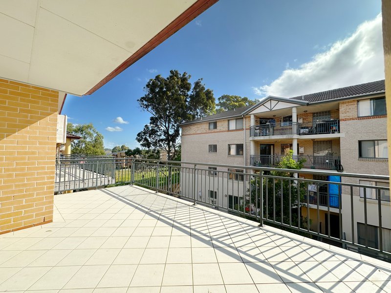 Photo - 10/4-6 Clifton Street, Blacktown NSW 2148 - Image 7