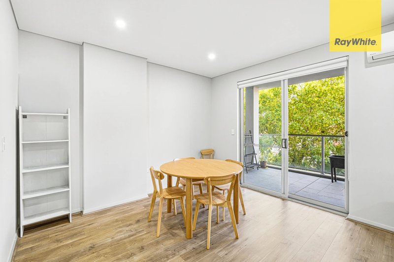 Photo - 10/4-6 Linden Street, Toongabbie NSW 2146 - Image 5