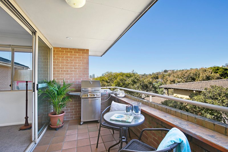 Photo - 10/4-8 Seaview Avenue, Newport NSW 2106 - Image 1