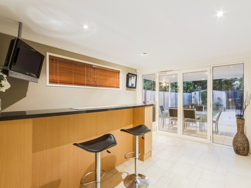 Photo - 104 Albion Avenue, Miami QLD 4220 - Image 9