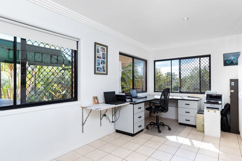 Photo - 104 Alperton Rd , Burbank QLD 4156 - Image 12