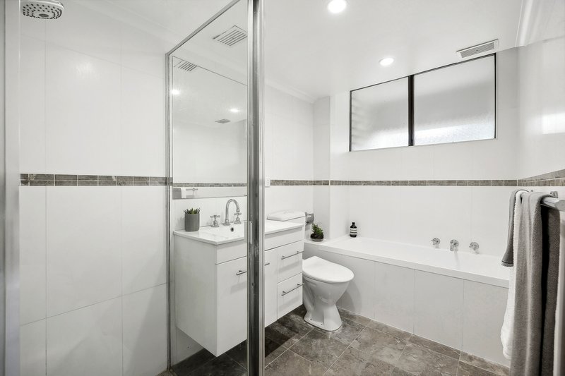 Photo - 10/4 Amherst Street, Cammeray NSW 2062 - Image 6