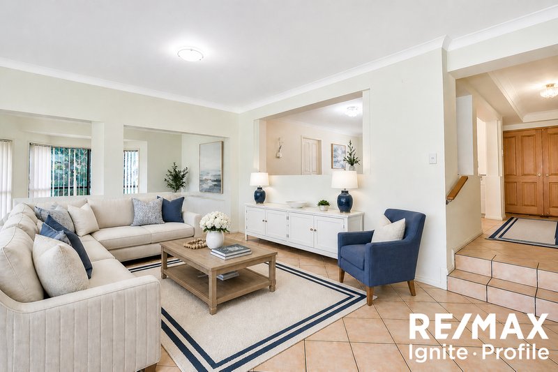 Photo - 104 Avondale Road, Sinnamon Park QLD 4073 - Image 4